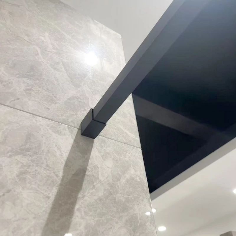 Rochelle Black ręcznik i mydelniczka 140 cm